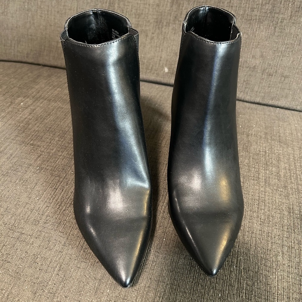 Inc International Concepts Pointed-Toe Booties